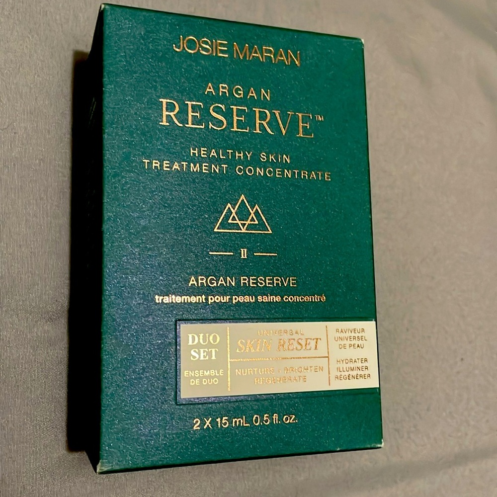 Josie Maran Argan Reserve never used
